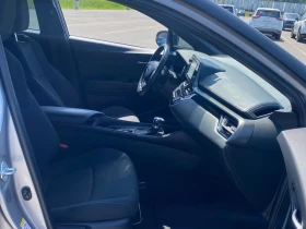 Toyota C-HR XLE *    * (CARFAX) | Mobile.bg    6