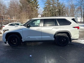 Toyota Sequoia * 4WD * CARFAX * БЕЗ ПЪРВОНАЧАЛНА ВНОСКА, снимка 2