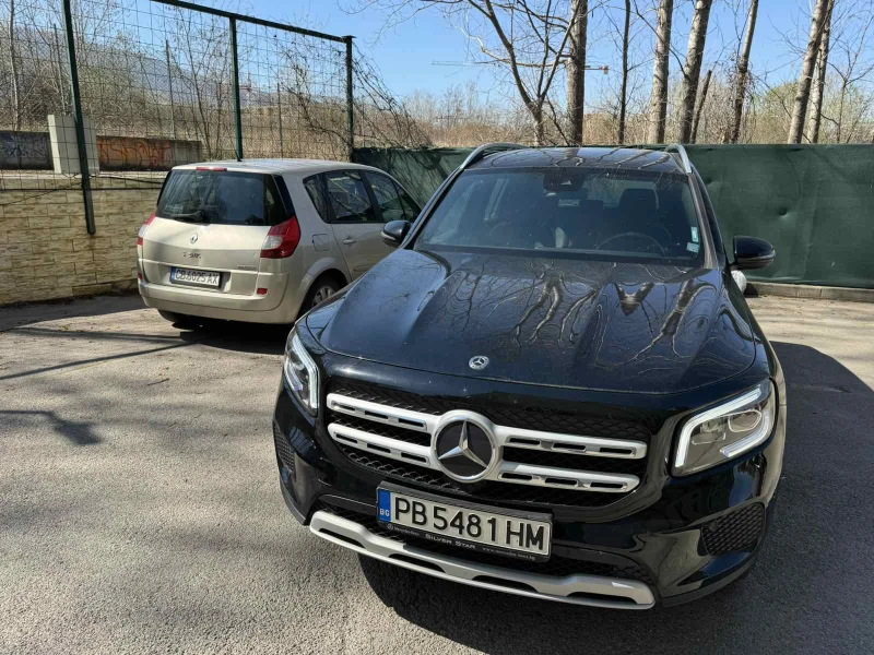 Mercedes-Benz GLB 180, снимка 2 - Автомобили и джипове - 49583891