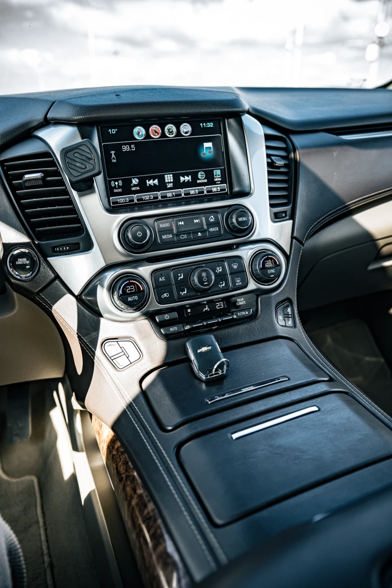 Chevrolet Tahoe 5.3 Ecotec V8 AWD, снимка 13 - Автомобили и джипове - 52592958