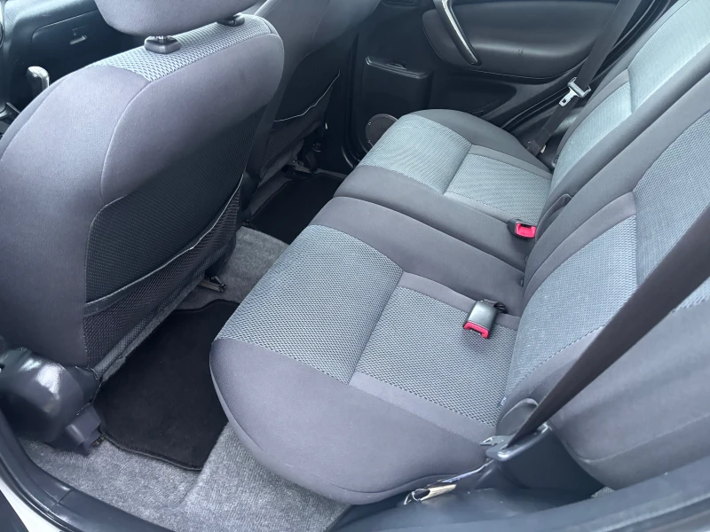 Toyota Rav4 2005+ 4* 4+ ФЕЙС+ 2.0-150кс-КАТО НОВА, снимка 12 - Автомобили и джипове - 52584545