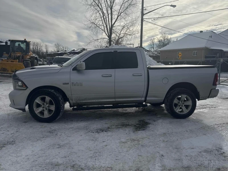 Dodge RAM 1500 2017 Sport * CARFAX * БЕЗ ПЪРВОНАЧАЛНА ВНОСКА, снимка 3 - Автомобили и джипове - 52852317