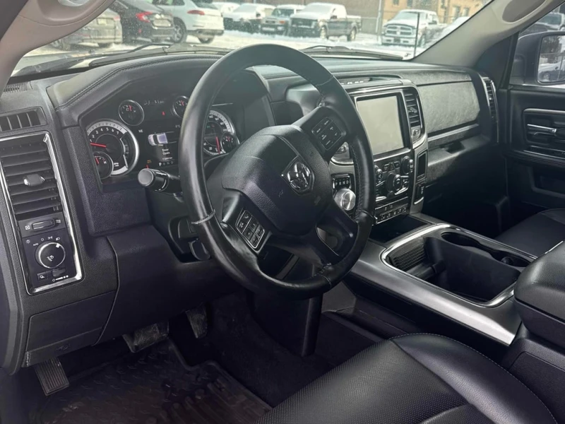 Dodge RAM 1500 2017 Sport * CARFAX * БЕЗ ПЪРВОНАЧАЛНА ВНОСКА, снимка 7 - Автомобили и джипове - 52852317