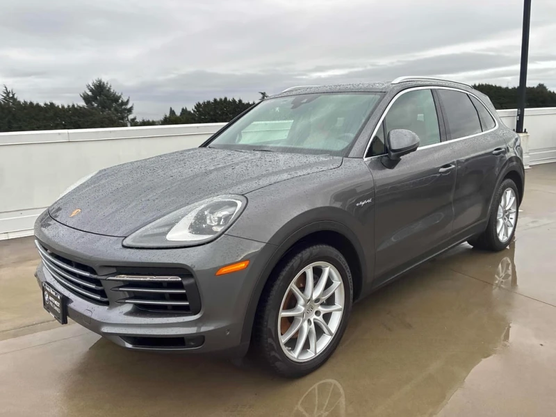 Porsche Cayenne * E Hybrid * CARFAX * БЕЗ ПЪРВОНАЧАЛНА ВНОСКА, снимка 2 - Автомобили и джипове - 53251589