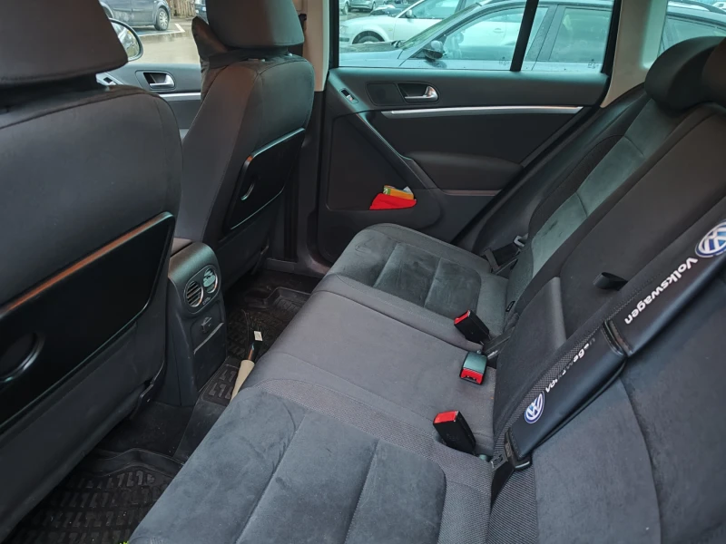 VW Tiguan Facelift 2.0 TDI 140 к.с. BlueMotion, снимка 10 - Автомобили и джипове - 53488090