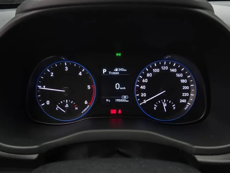 Hyundai Kona 1.6 2Wd Modern, снимка 8 - Автомобили и джипове - 53764486