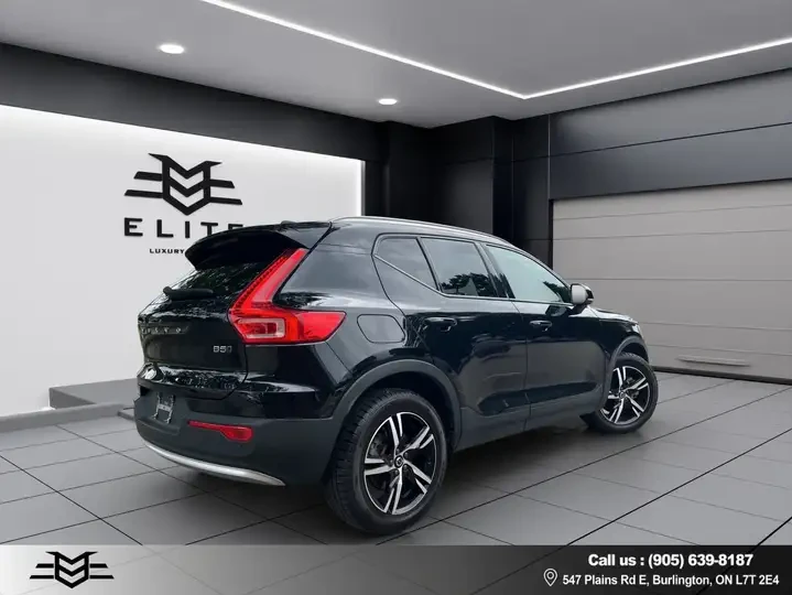 Volvo XC40 2 Ключа* Камера* Сервизна, снимка 5 - Автомобили и джипове - 55726667