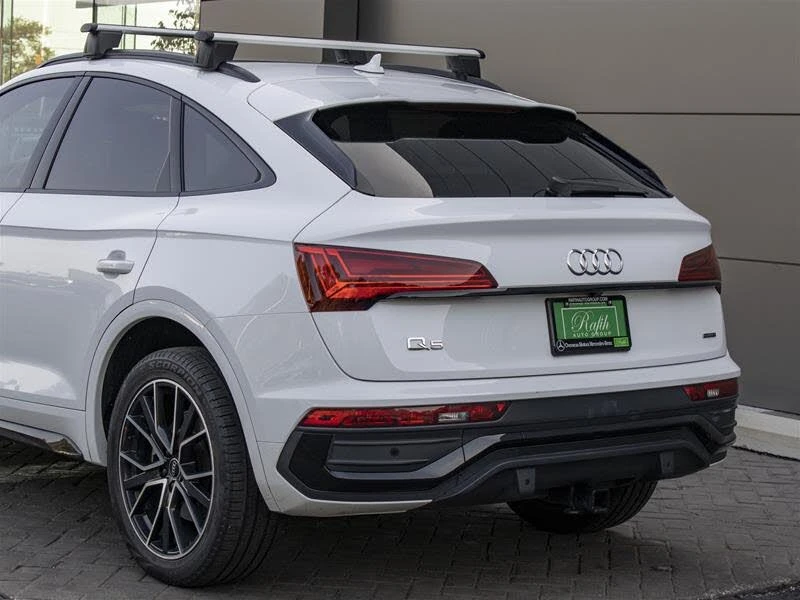 Audi Q5 SPORTBACK* MATRIX* ДИСТРОНИК* 360КАМЕРА* МАСАЖ* CA, снимка 2 - Автомобили и джипове - 56208777