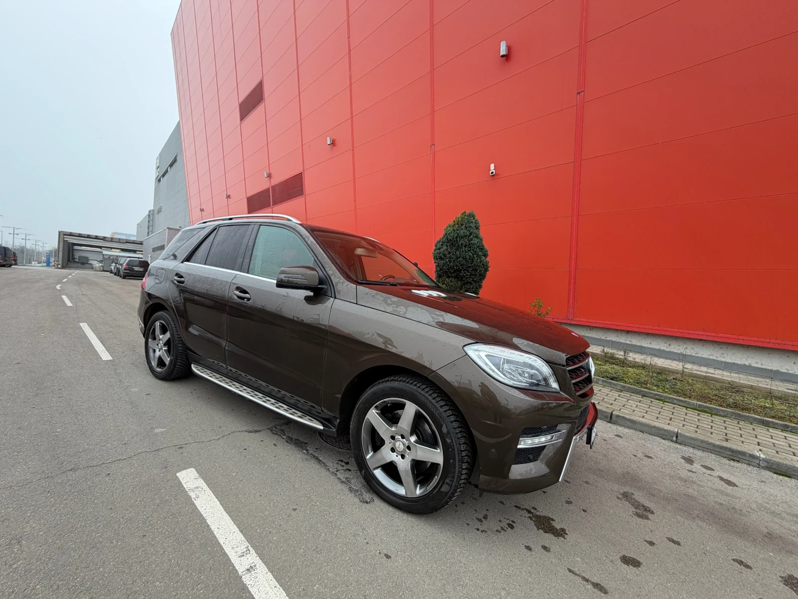 Mercedes-Benz ML 350 AMG* LED* Обдухване* Шибедах* , снимка 1