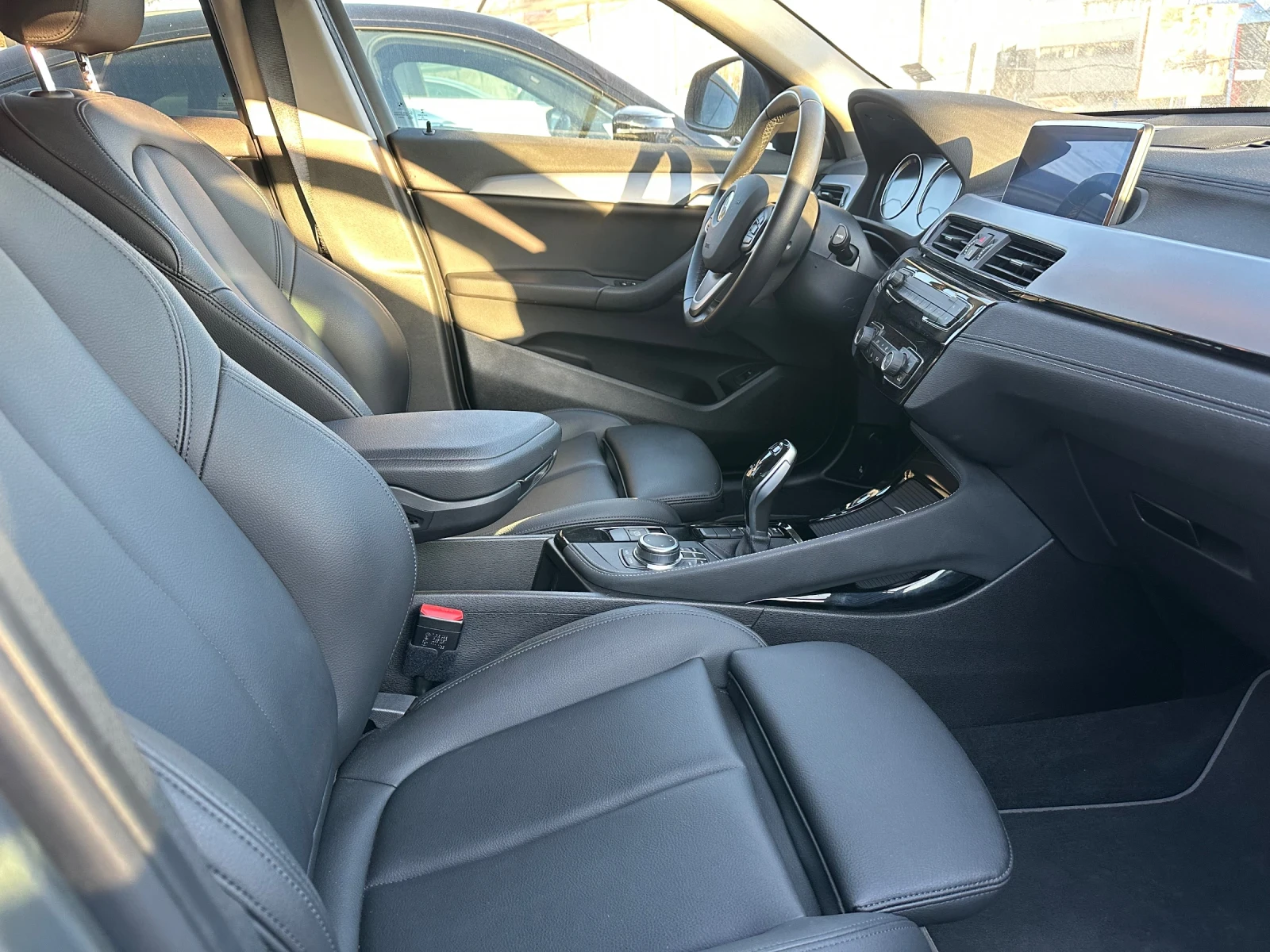 BMW X2 16021 км AUTOMAT* , снимка 6 - Автомобили и джипове - 53430663