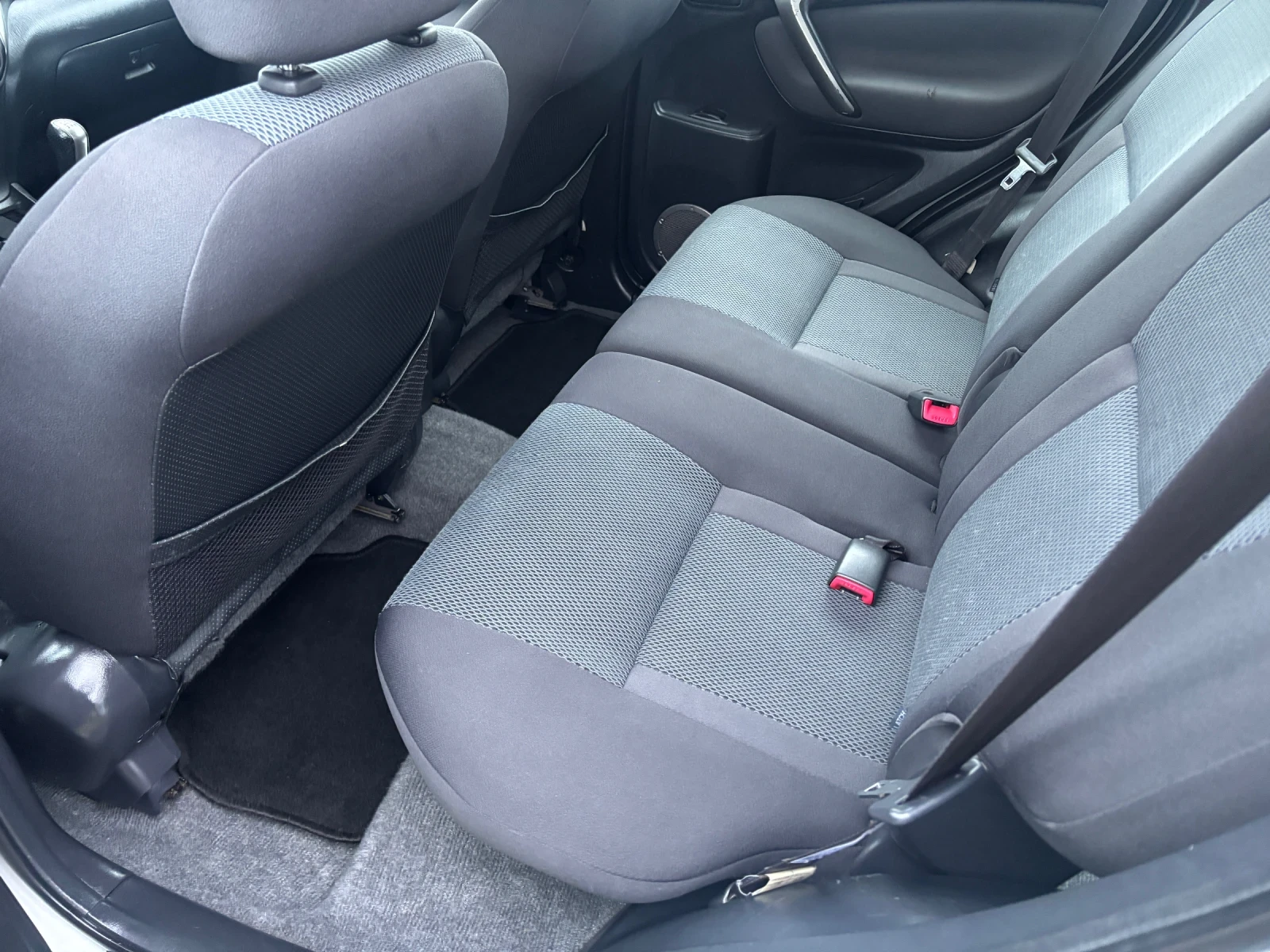 Toyota Rav4 2005+ 4* 4+ + 2.0-150-  | Mobile.bg   12