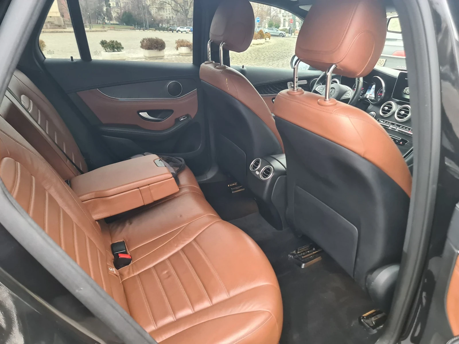 Mercedes-Benz GLC 300  - изображение 7