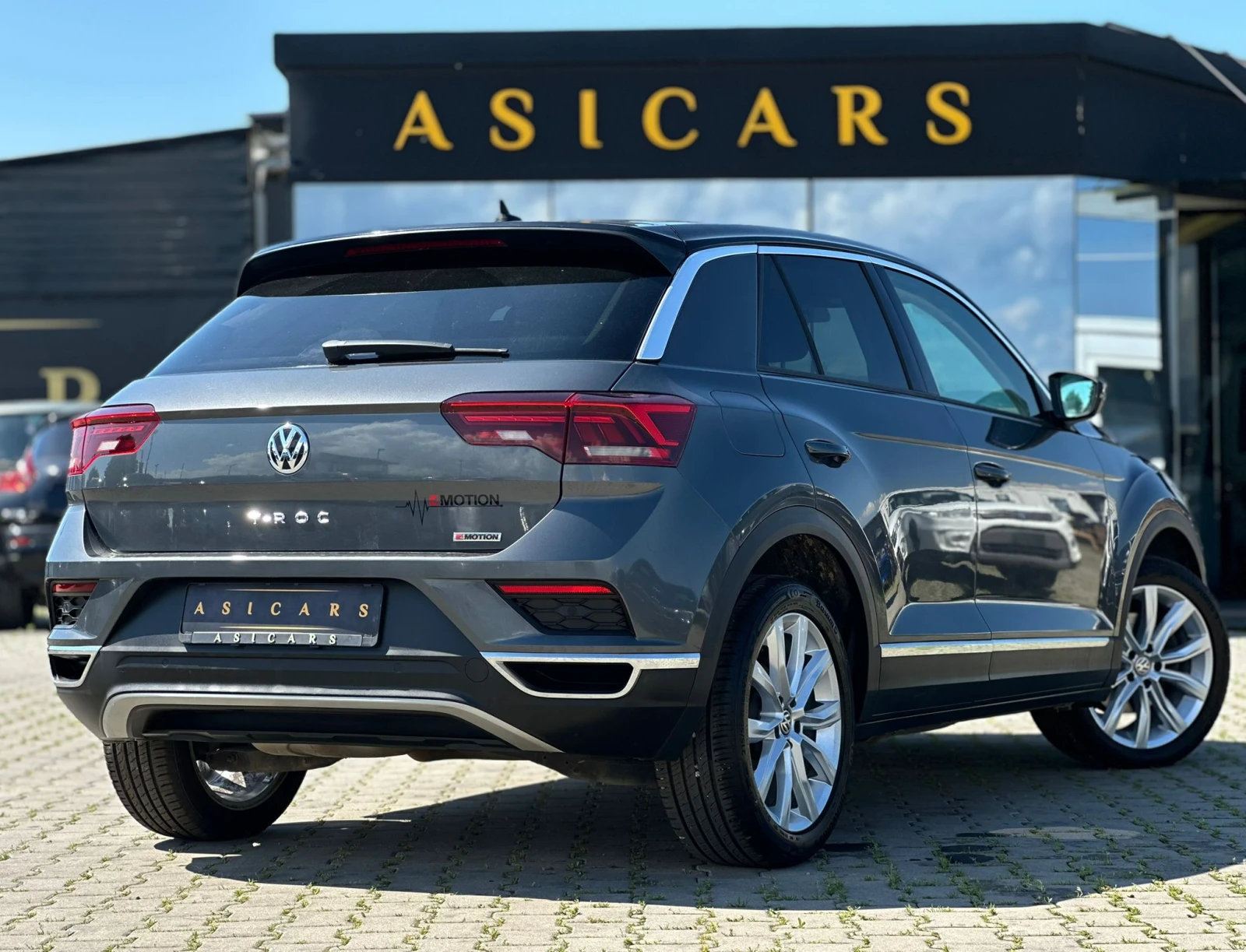 VW T-Roc / 4 MOTION / 99000 KM / DIGITAL / TOP / , снимка 5 - Автомобили и джипове - 54668865