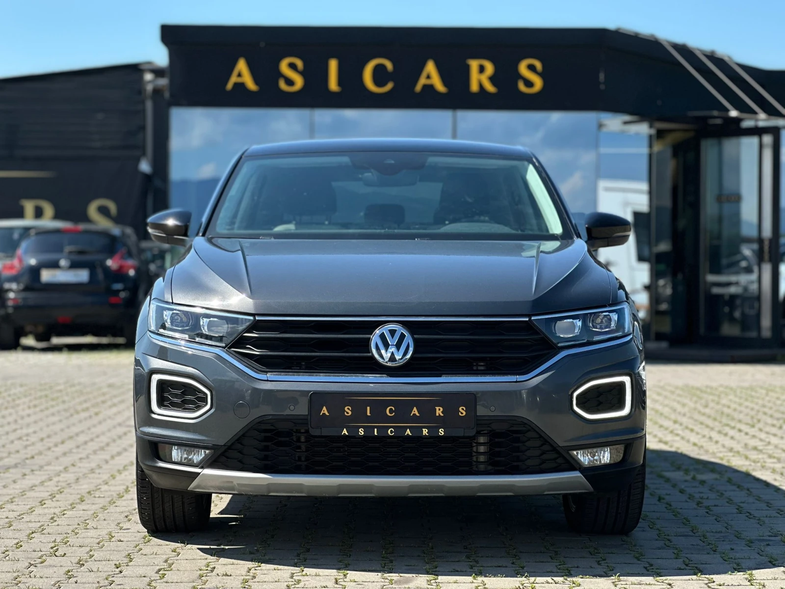 VW T-Roc / 4 MOTION / 99000 KM / DIGITAL / TOP / , снимка 8 - Автомобили и джипове - 54668865