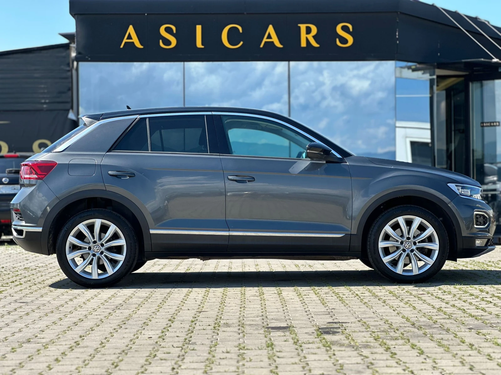 VW T-Roc / 4 MOTION / 99000 KM / DIGITAL / TOP / , снимка 6 - Автомобили и джипове - 54668865