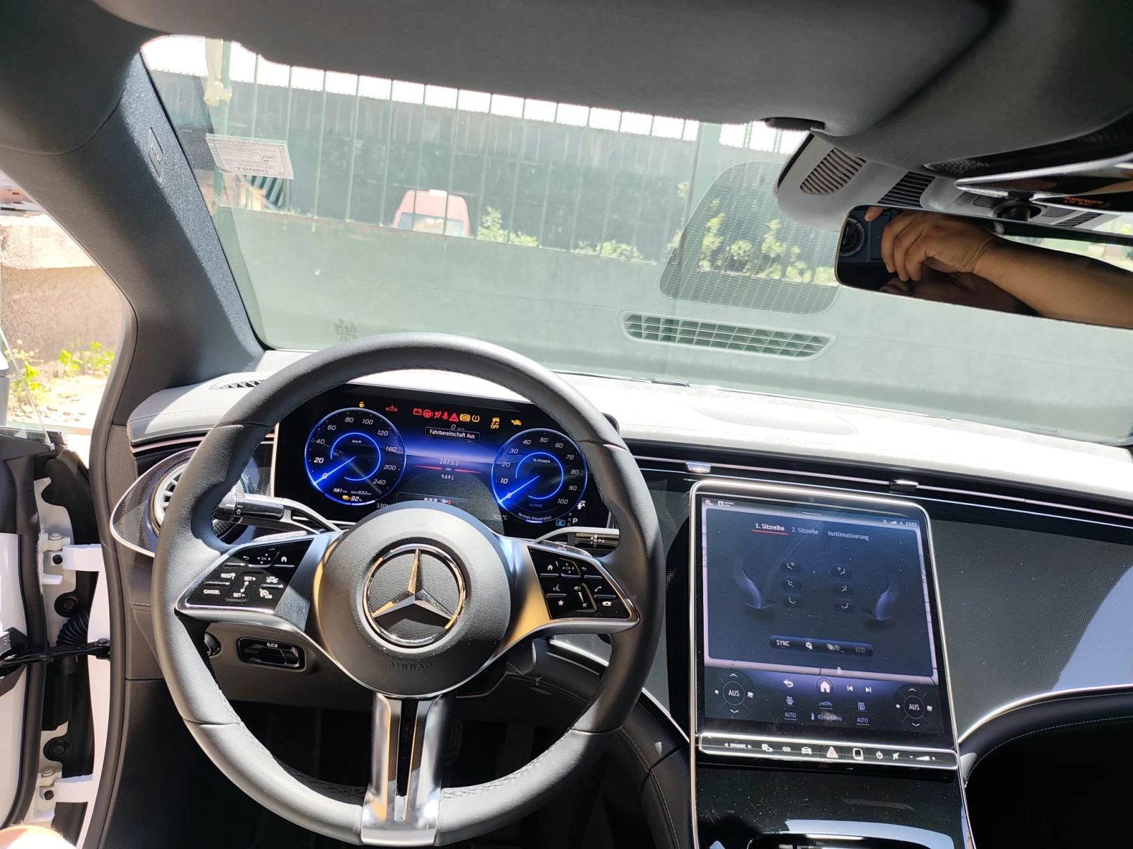 Mercedes-Benz EQE, снимка 5 - Автомобили и джипове - 55100151