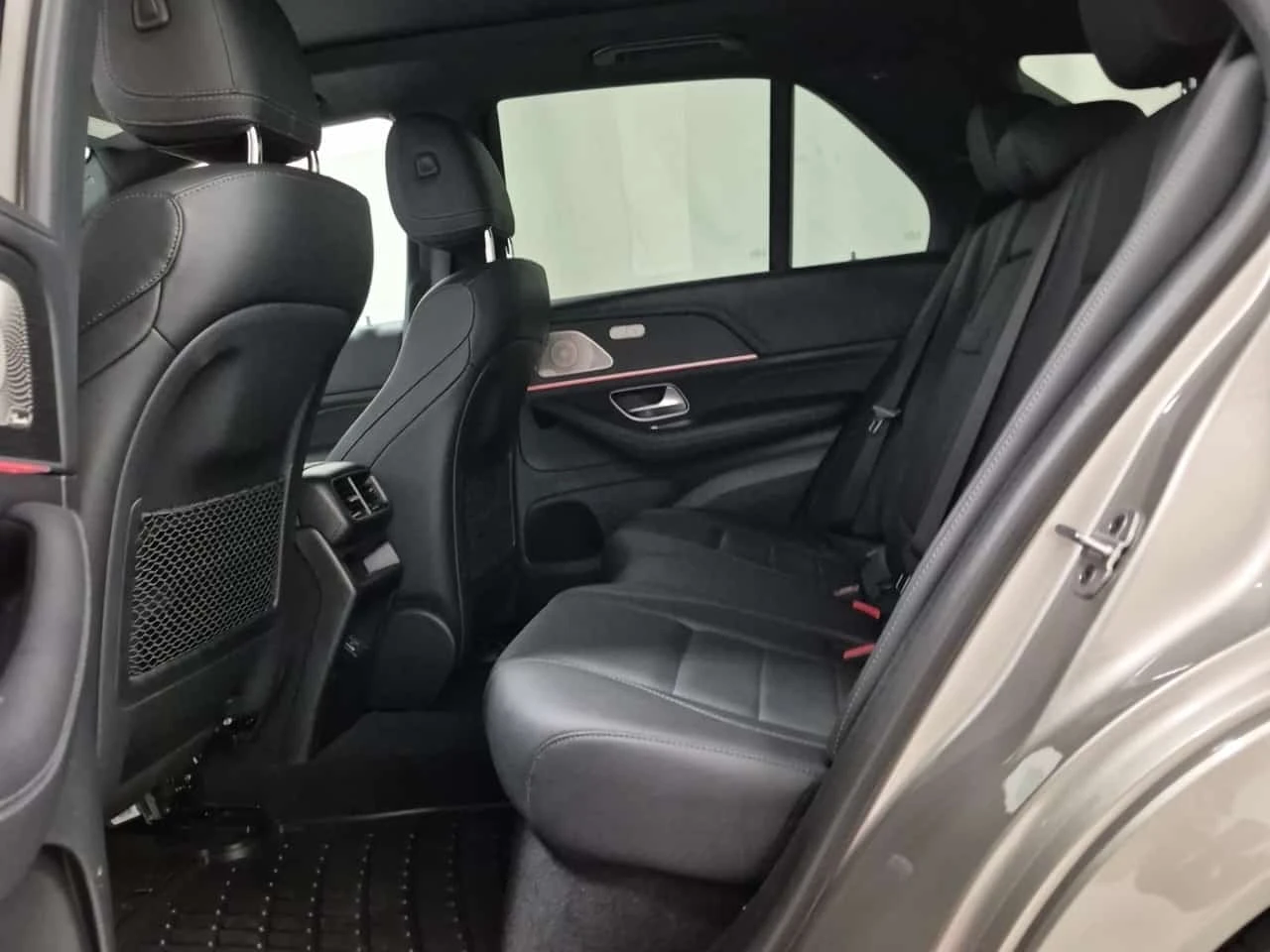 Mercedes-Benz GLE 350 * CARFAX * Един собственик * От Mercedes * , снимка 10 - Автомобили и джипове - 55784521