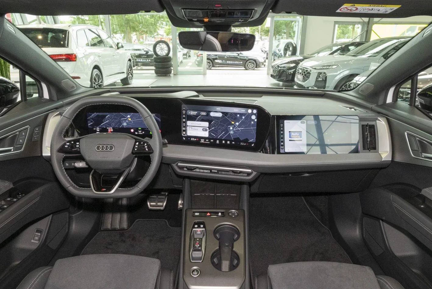Audi Q4 E-TRON* SPORTBACK* 82KW* S-LINE* PANO* SONOS* , снимка 6 - Автомобили и джипове - 55844801