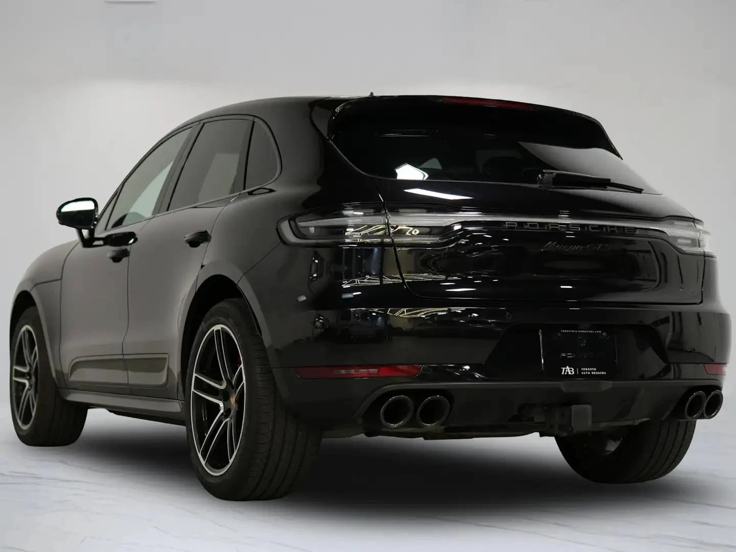 Porsche Macan GTS PREMIUM ЦЕНА ДО БЪЛГАРИЯ АВТОКРЕДИТ, снимка 4 - Автомобили и джипове - 55848874