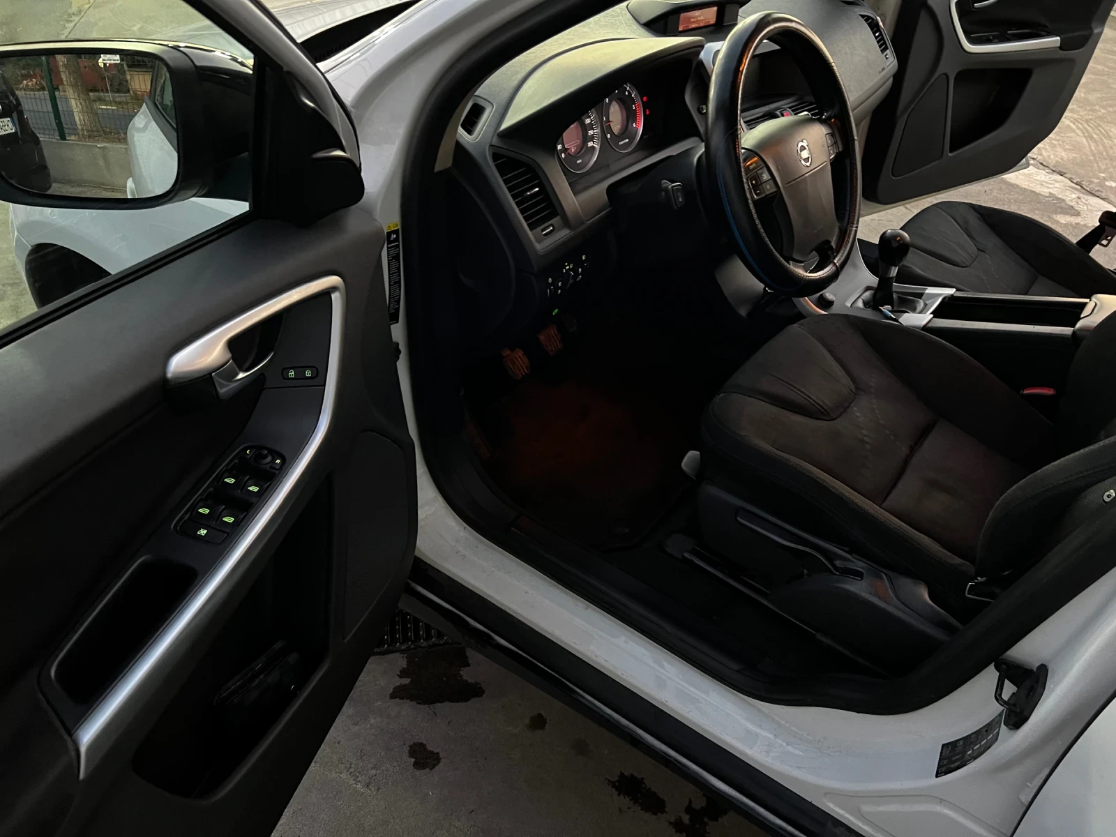 Volvo XC60 | Mobile.bg � ����������� 10