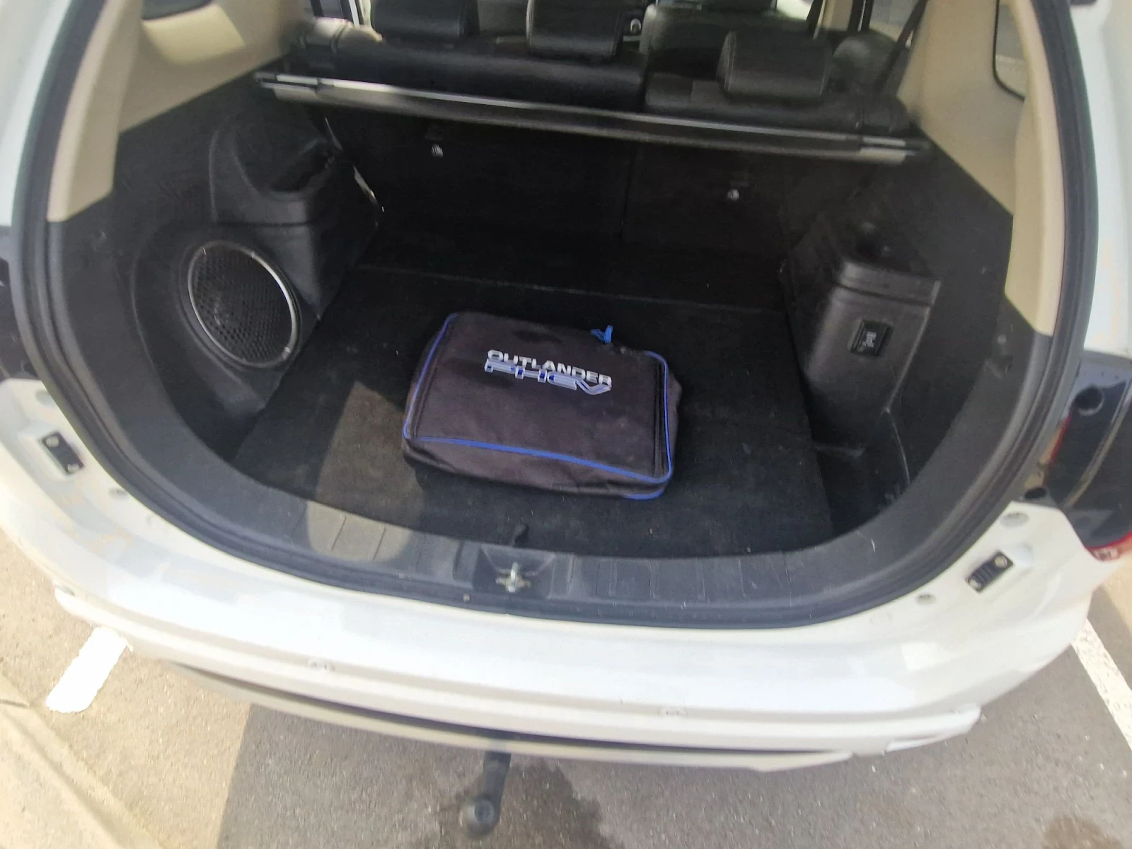 Mitsubishi Outlander PHEV 2.0, снимка 16 - Автомобили и джипове - 56220616