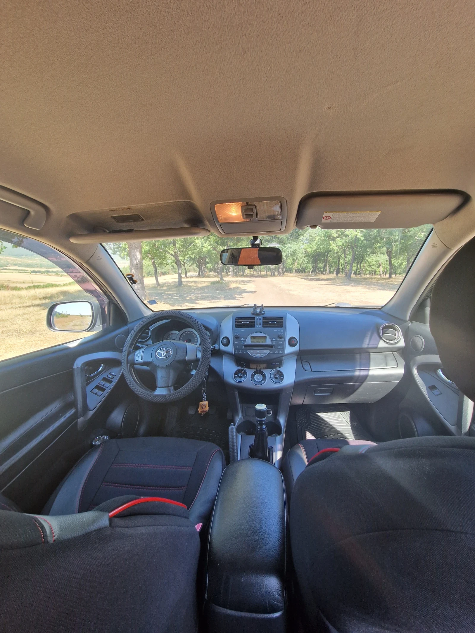 Toyota Rav4 2.2cdi, снимка 2 - Автомобили и джипове - 56705605