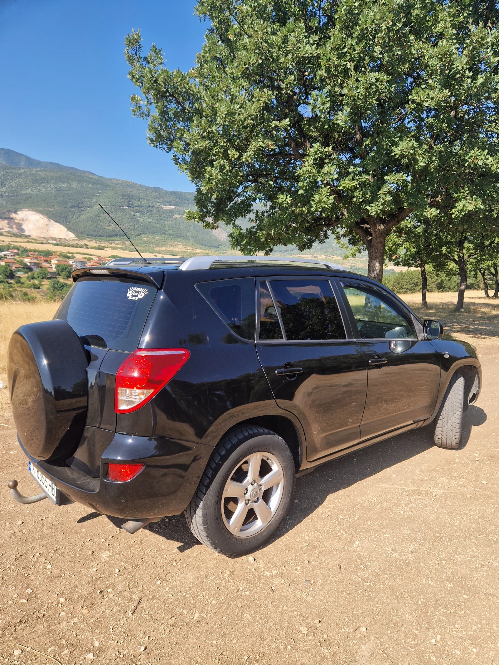 Toyota Rav4 2.2cdi, снимка 3 - Автомобили и джипове - 56705605