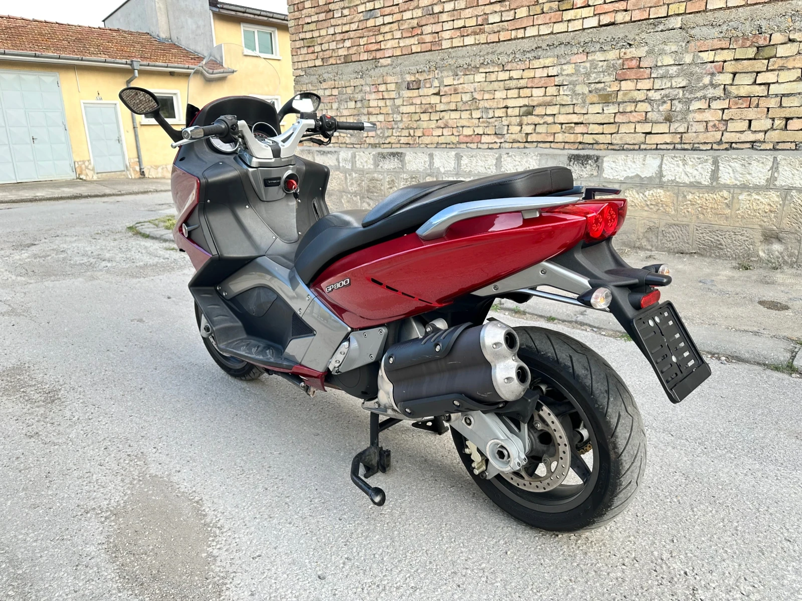 Gilera GP 800* НОВ ВНОС* 41.424 КИЛОМЕТРА!, снимка 6 - Мотоциклети и мототехника - 55015538