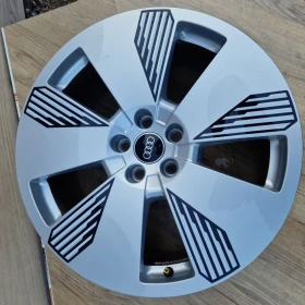 Джанти за Audi E-Tron, снимка 2 - Гуми и джанти - 52555004