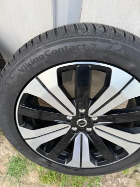 ���� � ������ 255/45R19 �� Volvo C40 | Mobile.bg � ����� ������ 3