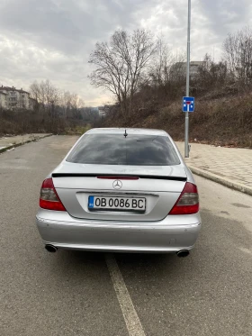 Mercedes-Benz E 280, снимка 6