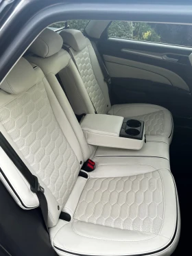 Ford Mondeo 2.0TDCI /VIGNALE/KEYLESS/ОБДУХВАНЕ/МАСАЖ/LED, снимка 10
