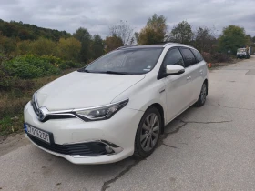 Toyota Auris 1.8 Hybrid , снимка 1