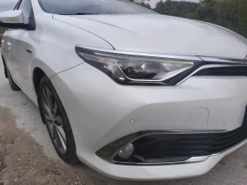 Toyota Auris 1.8 Hybrid , снимка 5