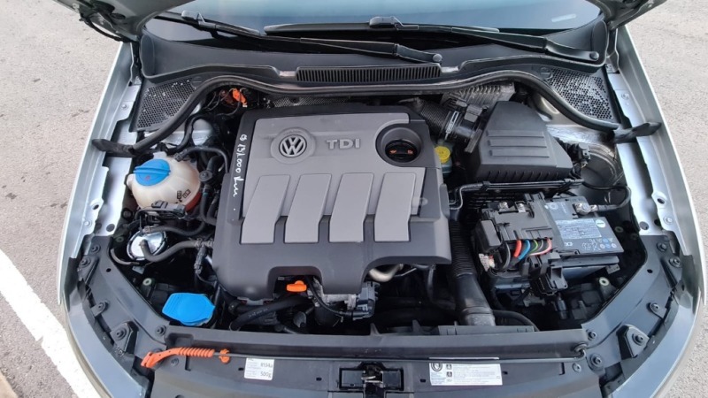 VW Polo 1.6 tdi, снимка 15 - Автомобили и джипове - 43989475