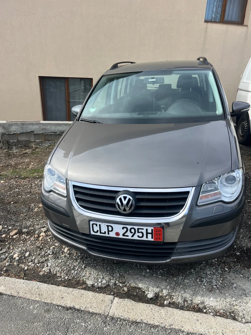 VW Touran, снимка 1 - Автомобили и джипове - 47310898