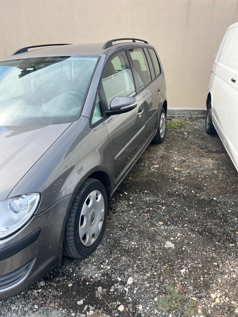 VW Touran, снимка 2 - Автомобили и джипове - 47310898