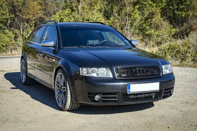 Audi S4 4.2 V8 ГАЗ, снимка 2 - Автомобили и джипове - 47669202