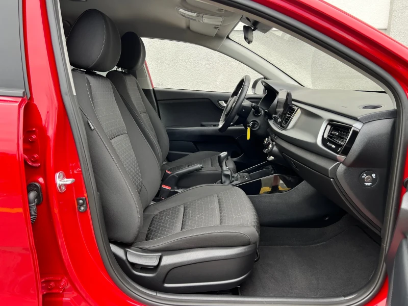 Kia Rio 17171км..!!! Хибрид..! Гаранция.!, снимка 13 - Автомобили и джипове - 50195282