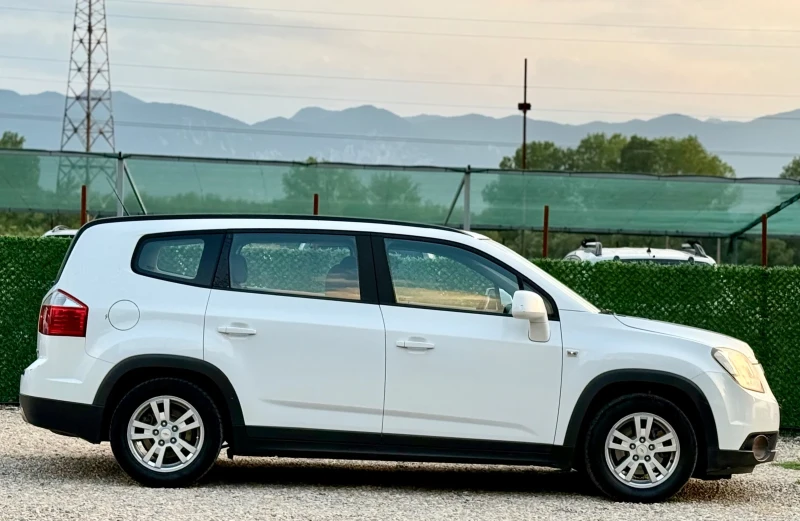 Chevrolet Orlando 1.8i LPG 7местен, снимка 7 - Автомобили и джипове - 50631314
