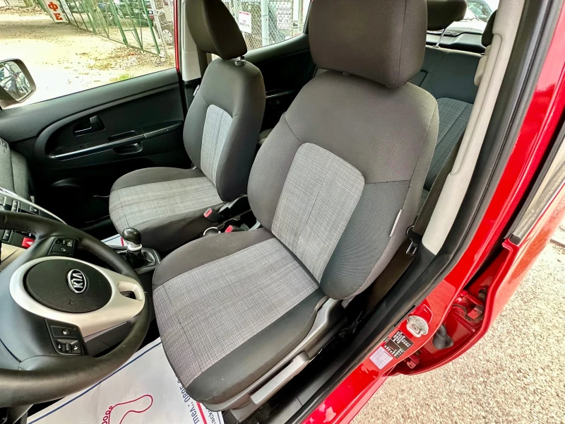 Kia Venga 1.4 CRDI, снимка 13 - Автомобили и джипове - 51124180