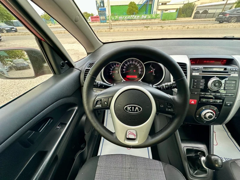 Kia Venga 1.4 CRDI, снимка 10 - Автомобили и джипове - 51124180