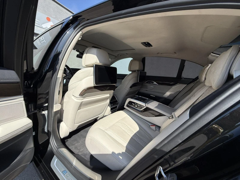 BMW 740 e iPerformance Plug-in Hybrid, снимка 16 - Автомобили и джипове - 51667696