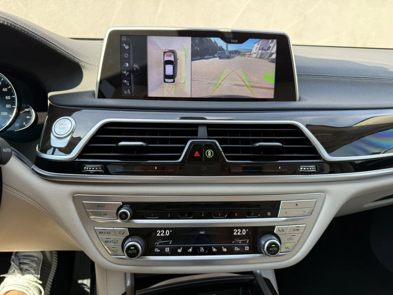 BMW 740 e iPerformance Plug-in Hybrid, снимка 14 - Автомобили и джипове - 51667696