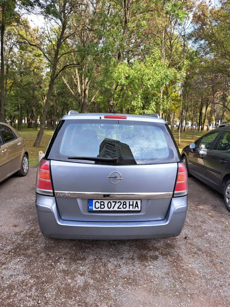 Opel Zafira, снимка 3 - Автомобили и джипове - 52366611