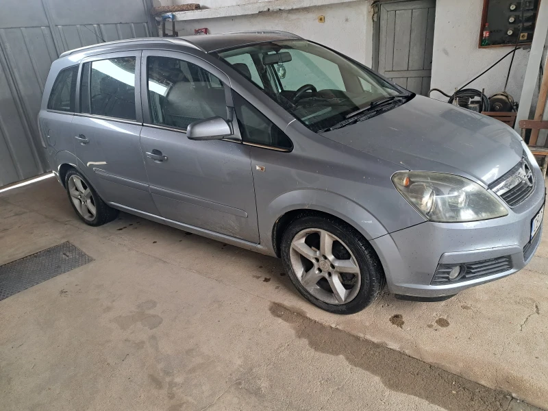 Opel Zafira, снимка 5 - Автомобили и джипове - 52366611
