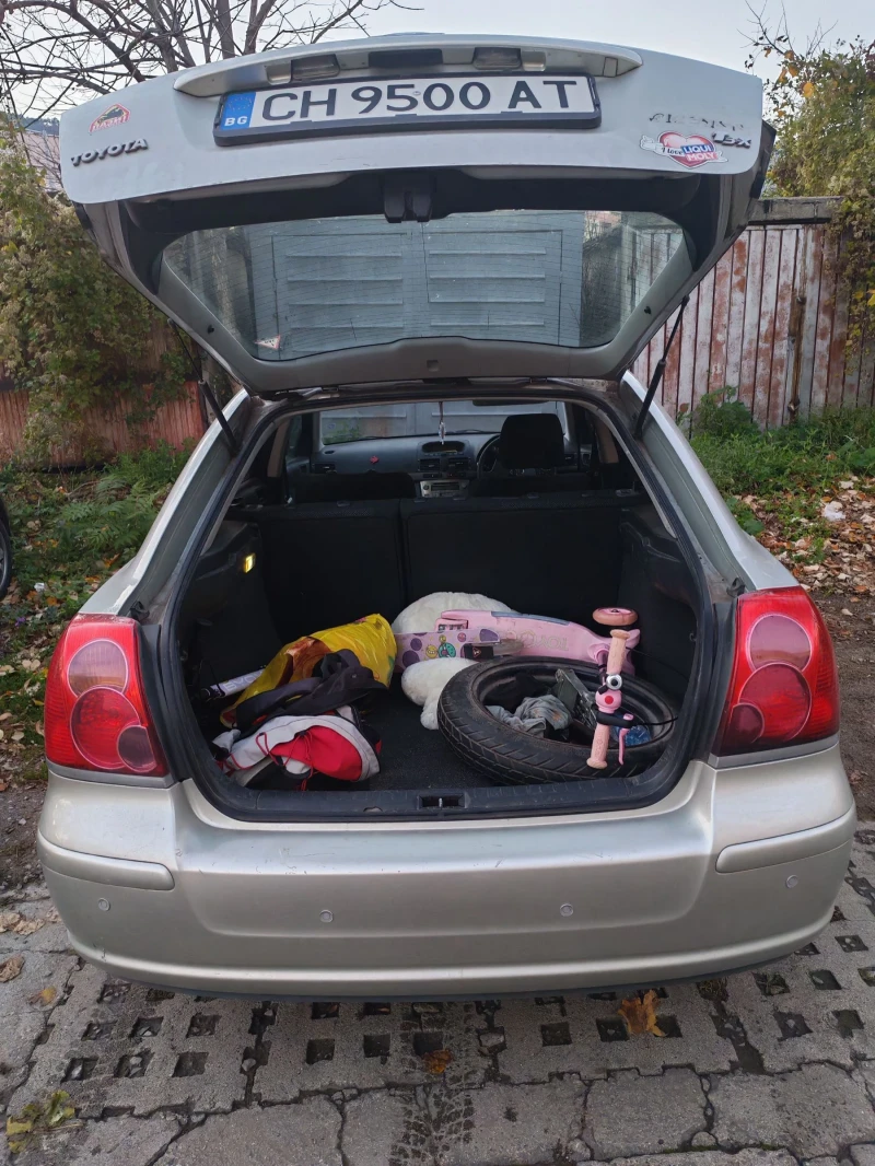 Toyota Avensis 1.8, снимка 6 - Автомобили и джипове - 52419946