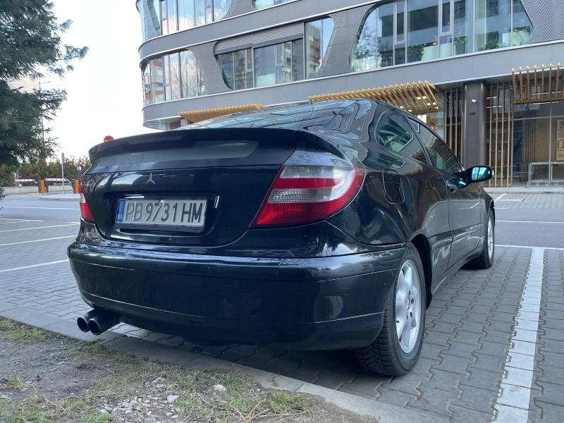Mercedes-Benz C 180 , Купе Газ/Бензин - 129кс, снимка 5 - Автомобили и джипове - 52939255