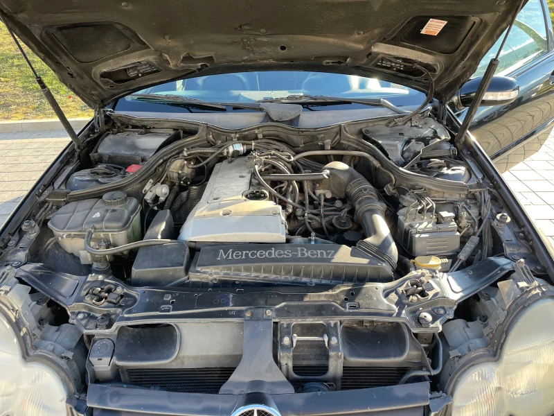Mercedes-Benz C 180 , Купе Газ/Бензин - 129кс, снимка 14 - Автомобили и джипове - 52939255