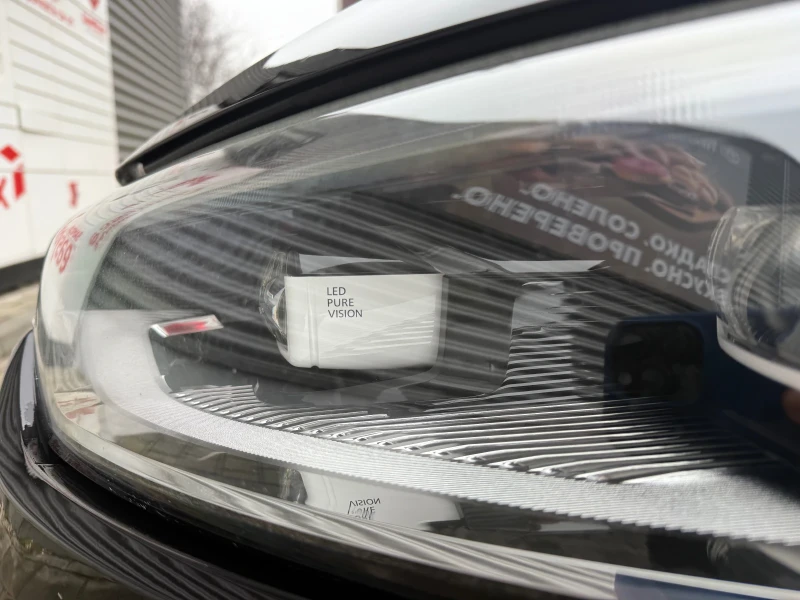 Renault Megane, снимка 14 - Автомобили и джипове - 53222303